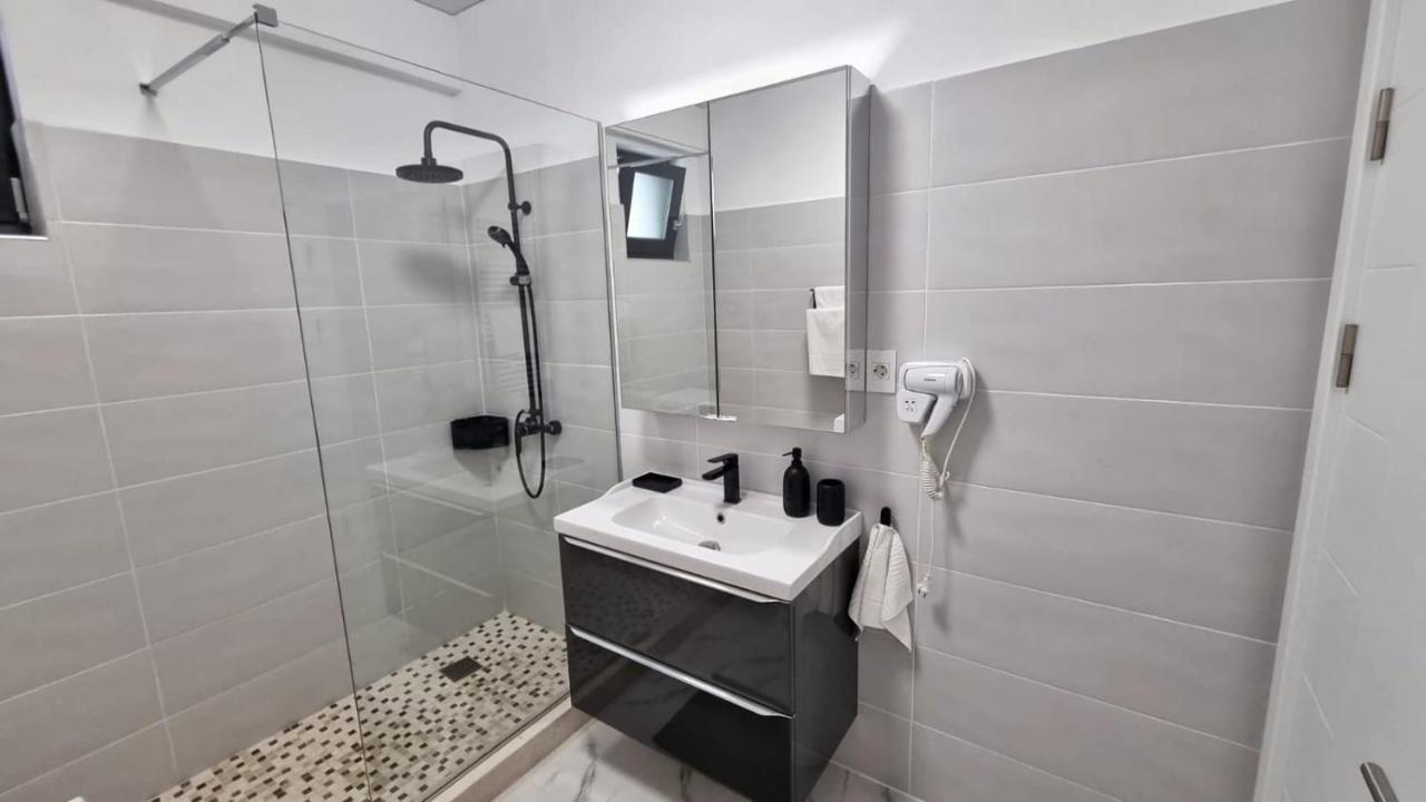 Studio Mamaia Nord Lägenhet Năvodari Exteriör bild